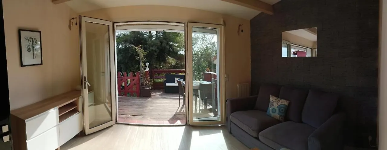 Petite Maison Au Calme - Piscine En Copropriete, Terrasse, Mer, Clim Vallauris